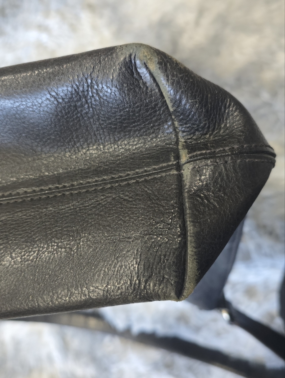 Vintage Kate Spade Black Leather Shoulder Bag - Picture 7 of 13